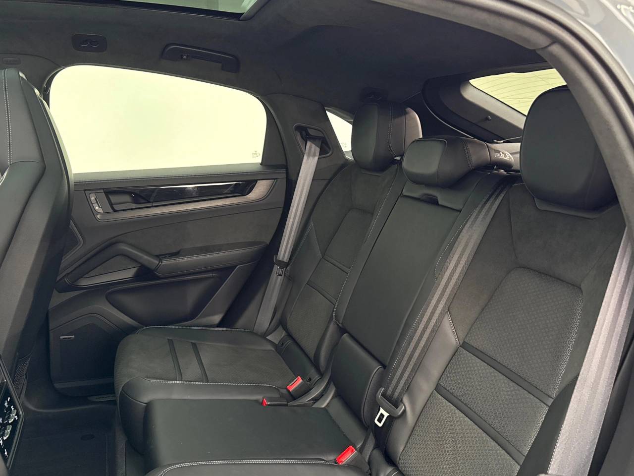 Cayenne GTS (3) image 32