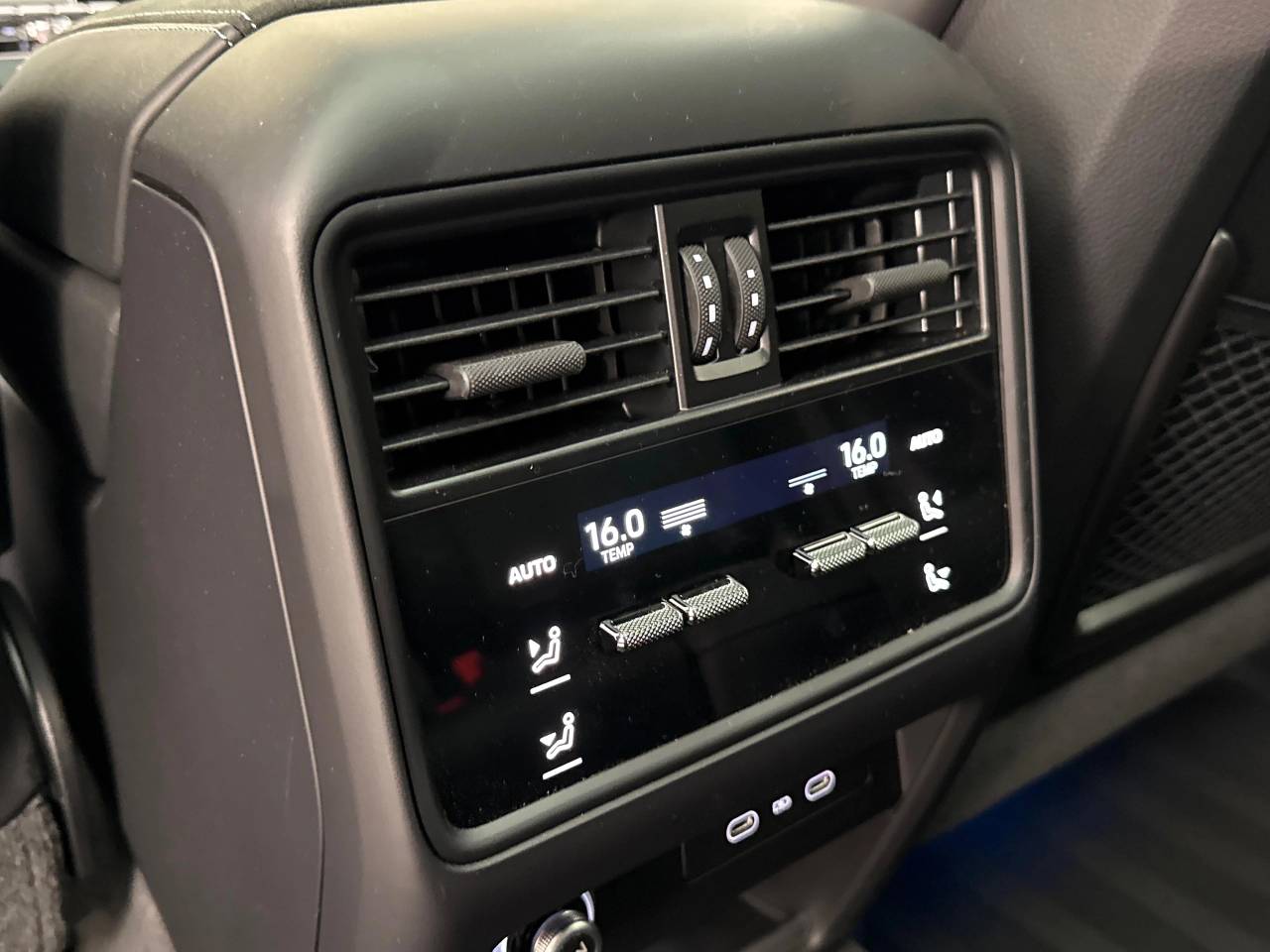 Cayenne GTS (3) image 33