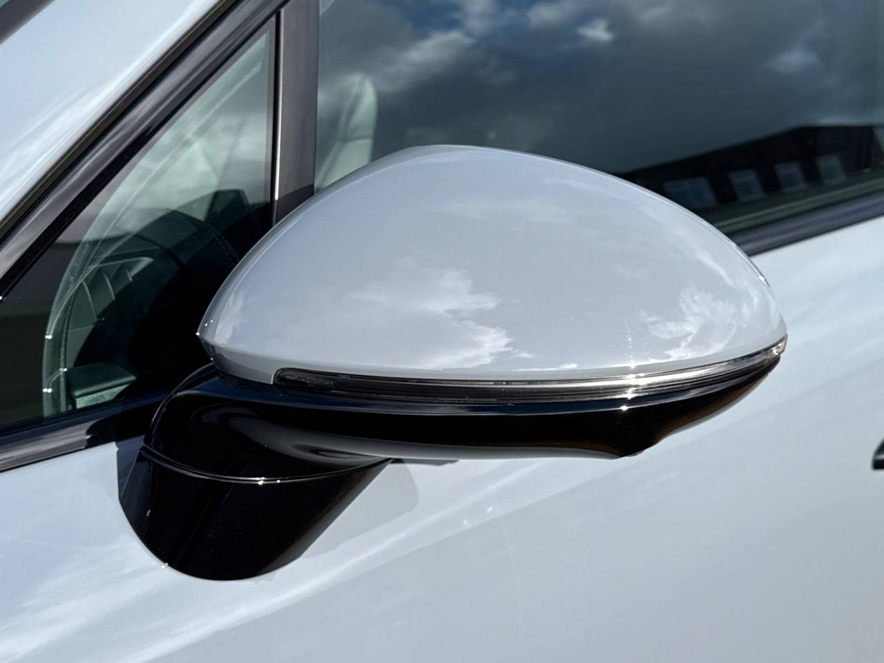 Cayenne (68) image 09