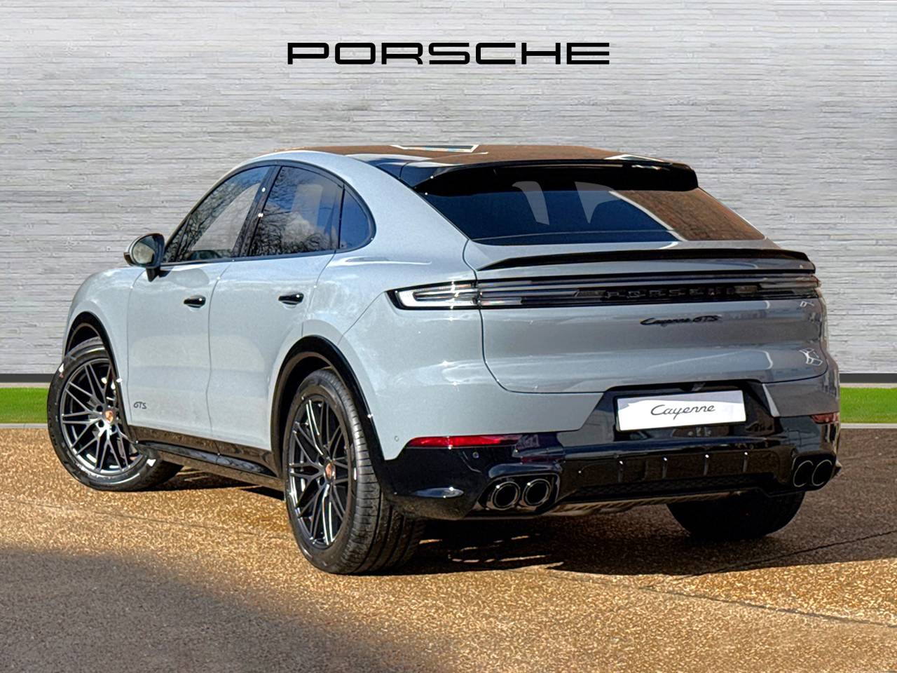 Cayenne (68) image 03