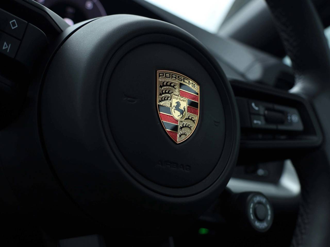 Cayenne V6 (112) image 30