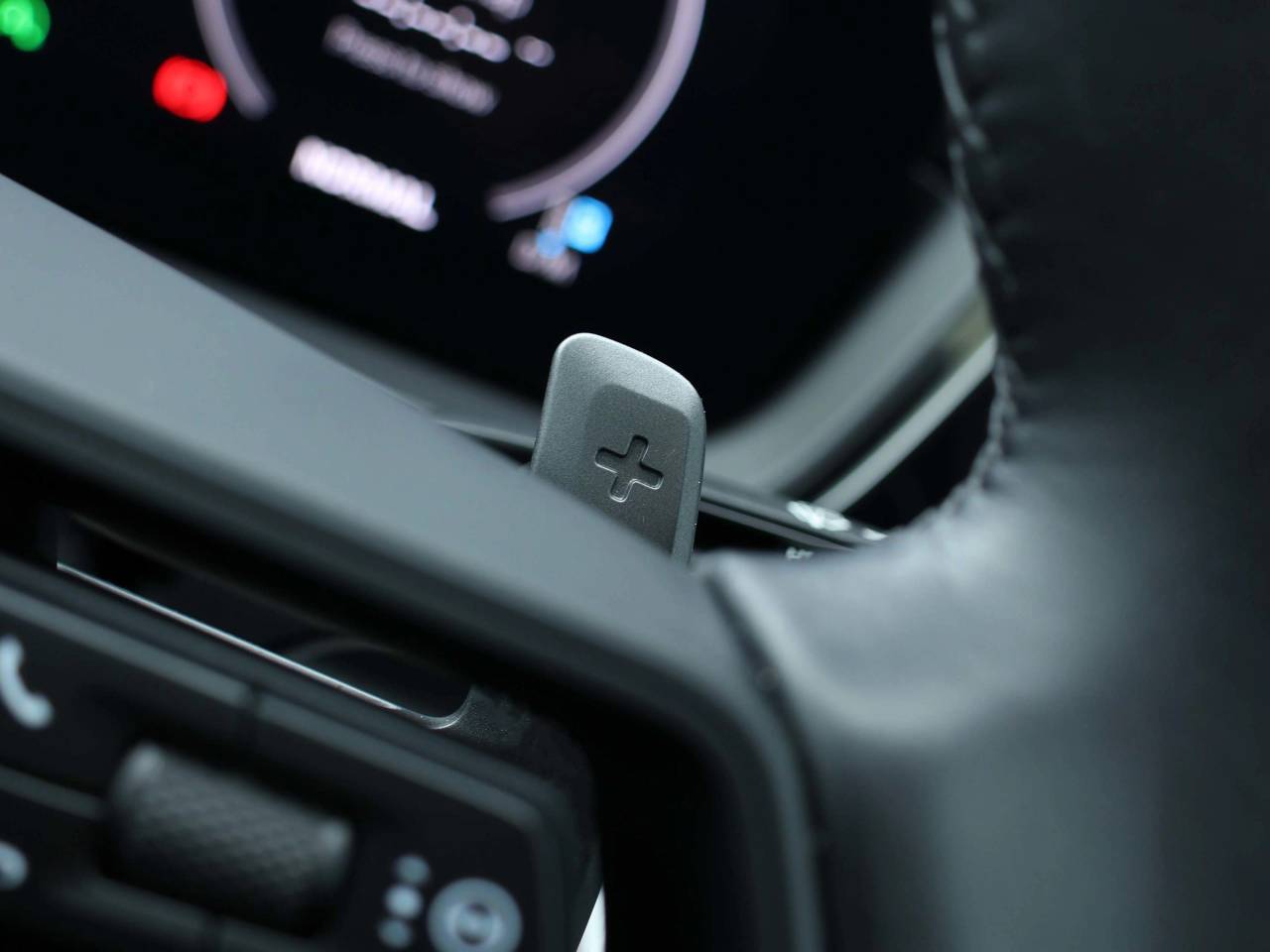 Cayenne V6 (112) image 18