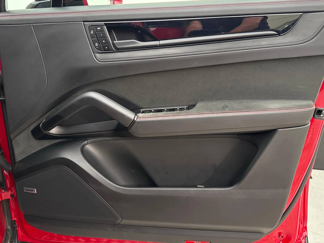Cayenne GTS (4) image 28