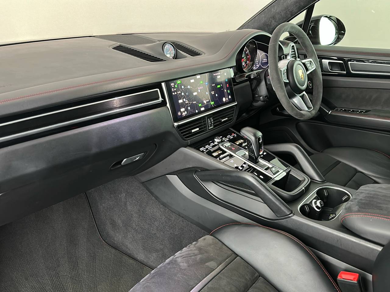 Cayenne GTS TIPTRONIC (20) image 28