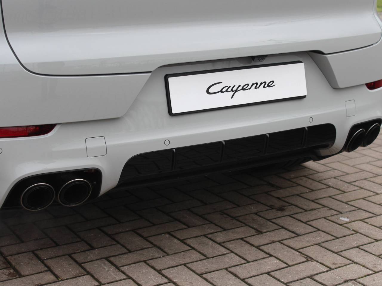 Cayenne (7) image 21