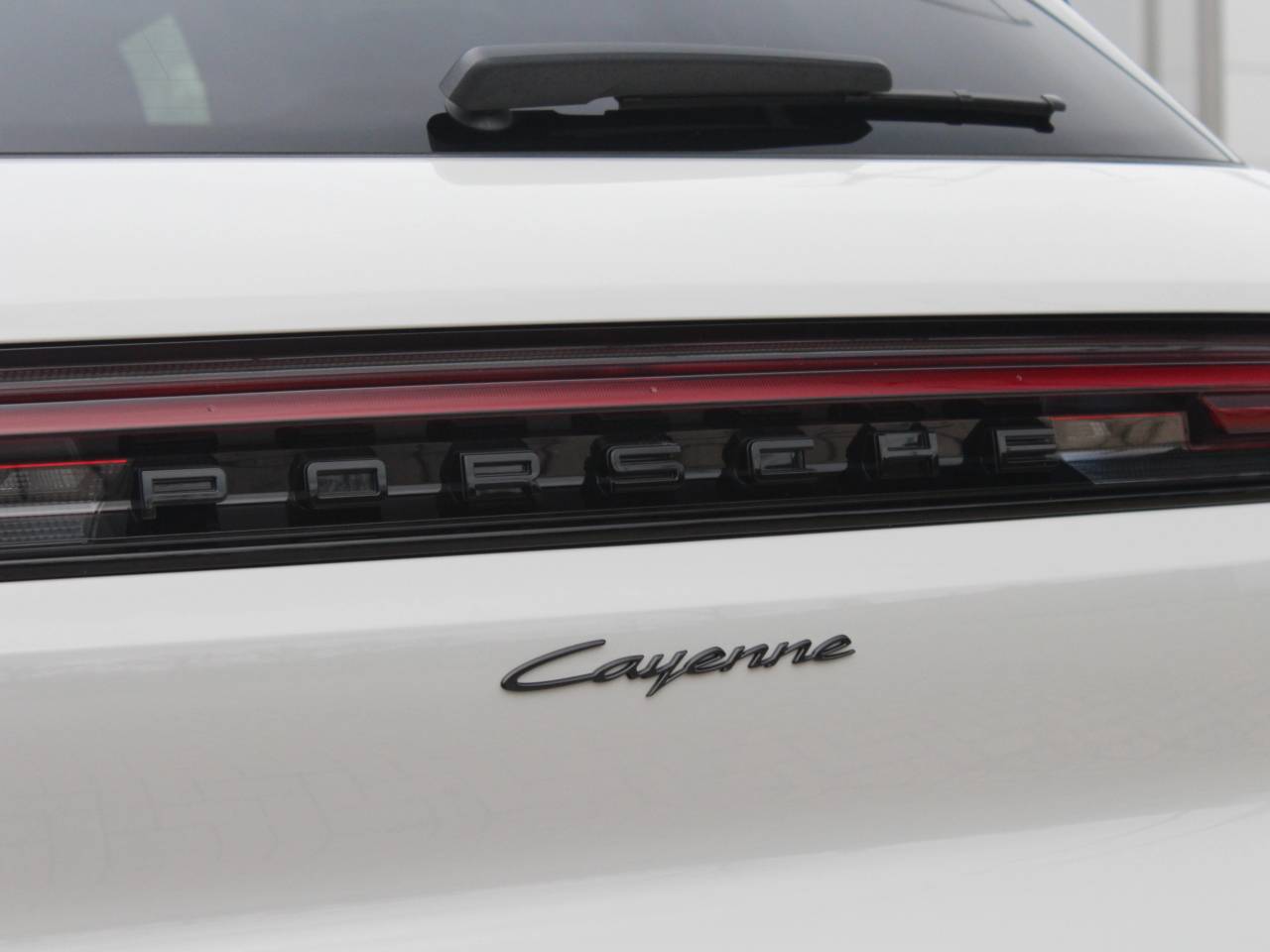 Cayenne (7) image 19