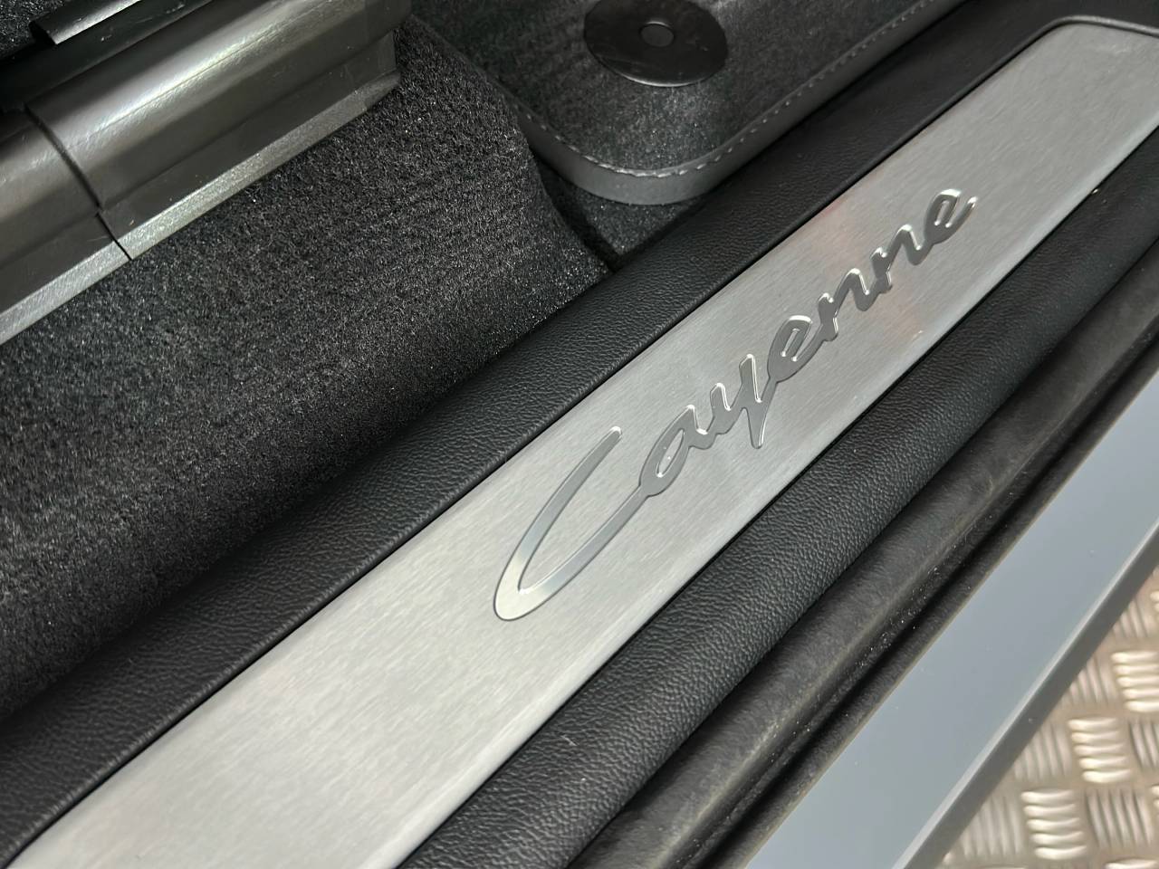 Cayenne V6 (85) image 25