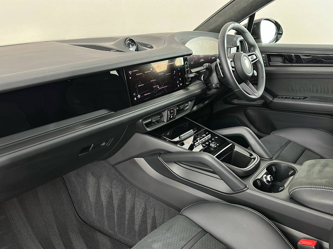 Cayenne GTS (5) image 48