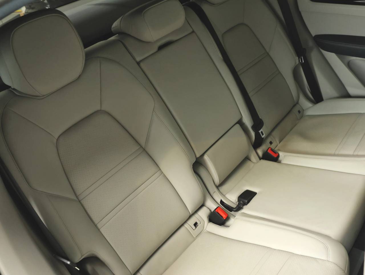 Cayenne V6 (97) image 23