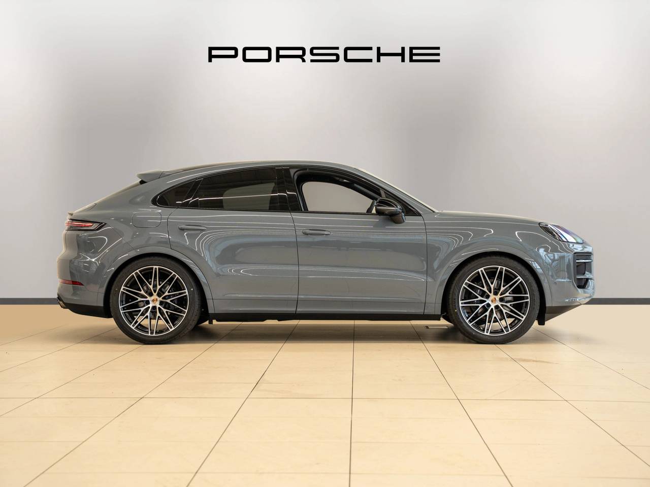 Cayenne (21) image 02