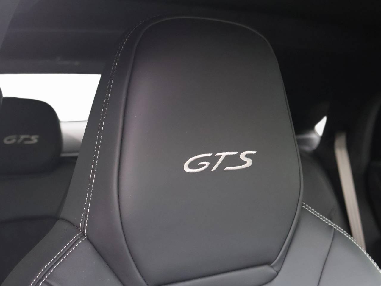 Cayenne GTS TIPTRONIC (12) image 18