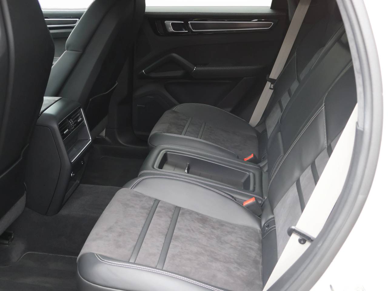 Cayenne GTS TIPTRONIC (12) image 20