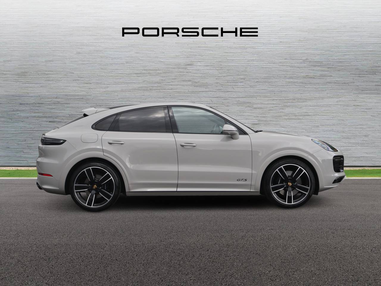 Cayenne GTS TIPTRONIC (12) image 02