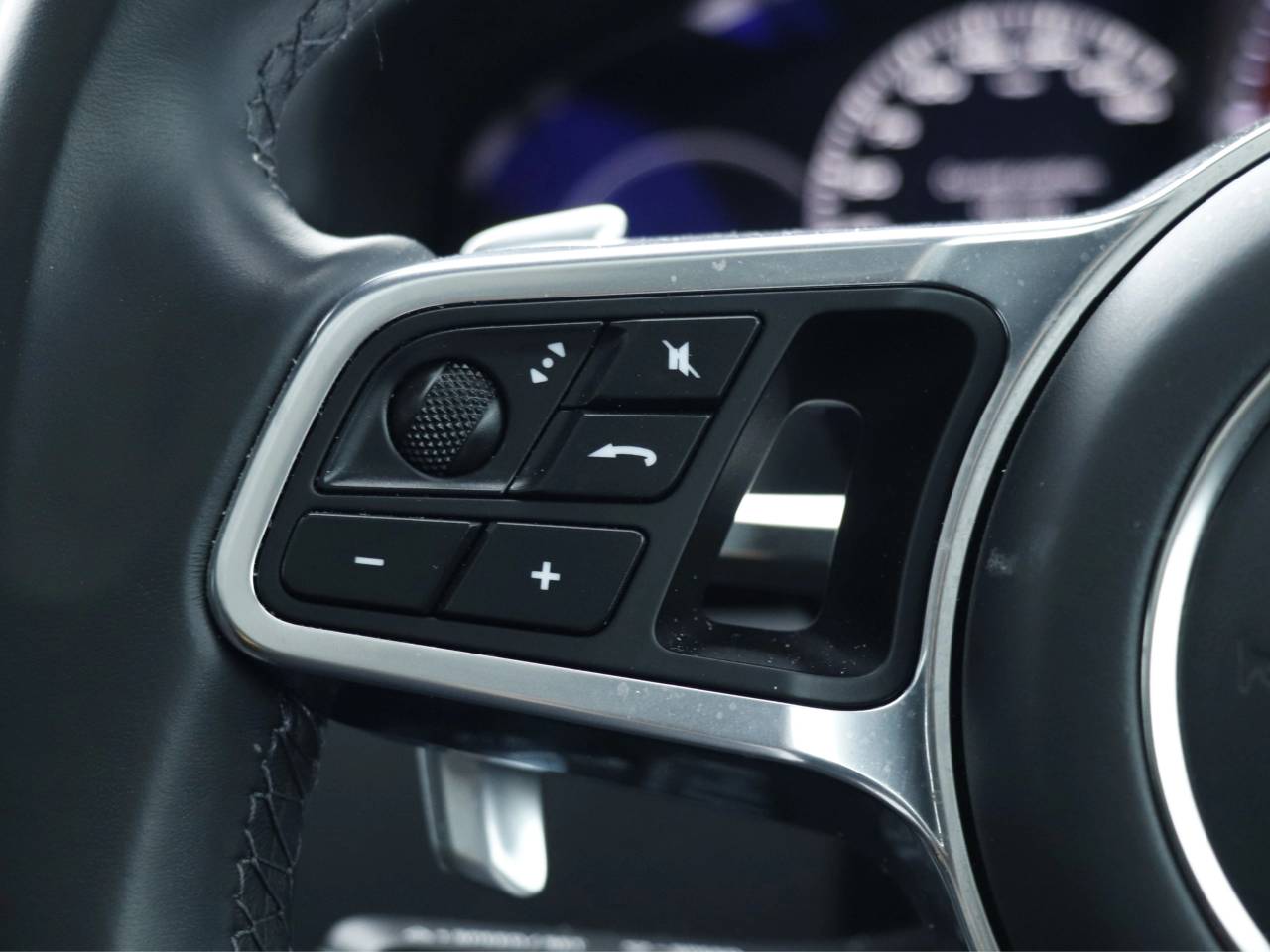 Cayenne GTS TIPTRONIC (8) image 26