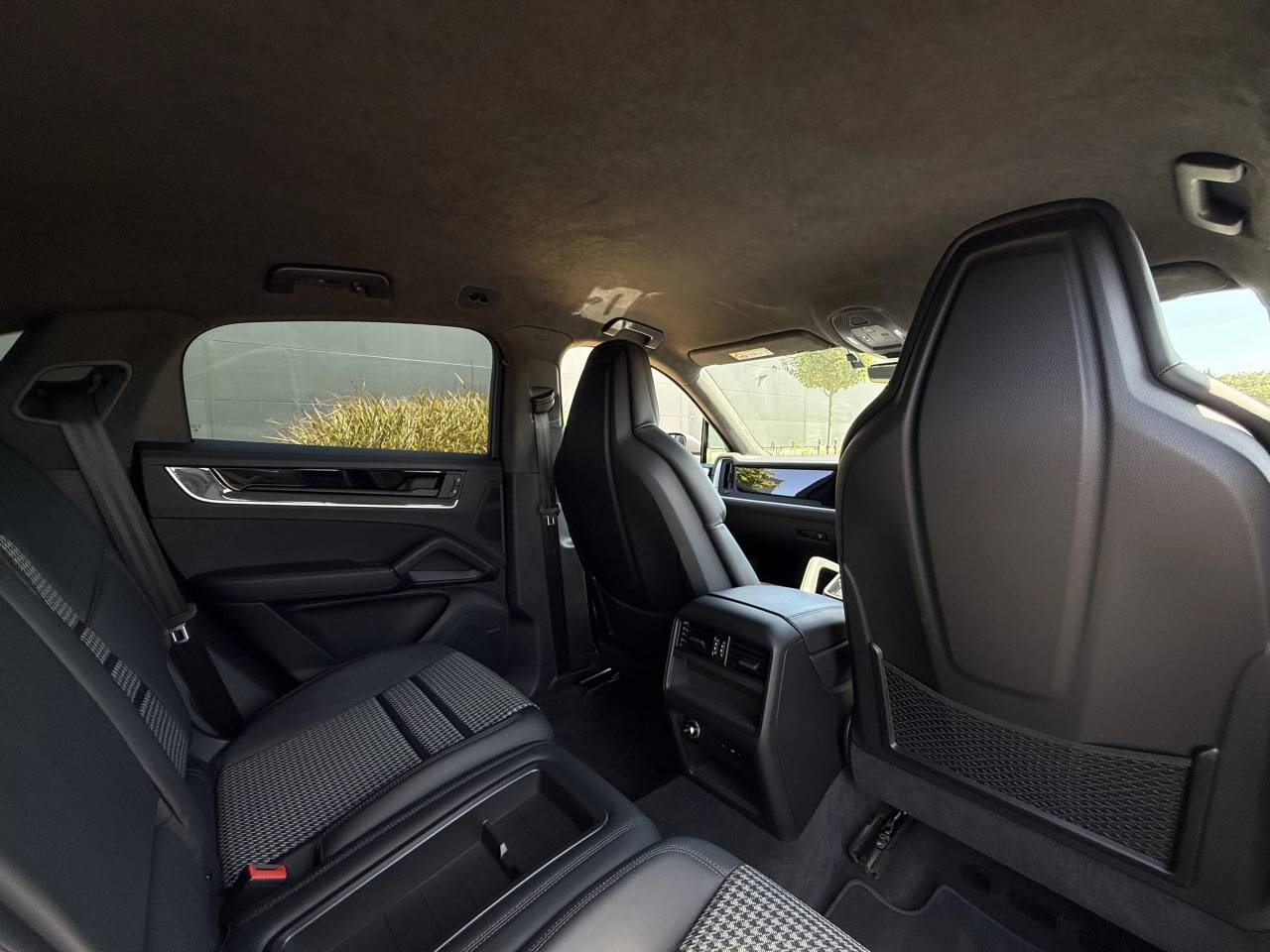 Cayenne V6 (88) image 25