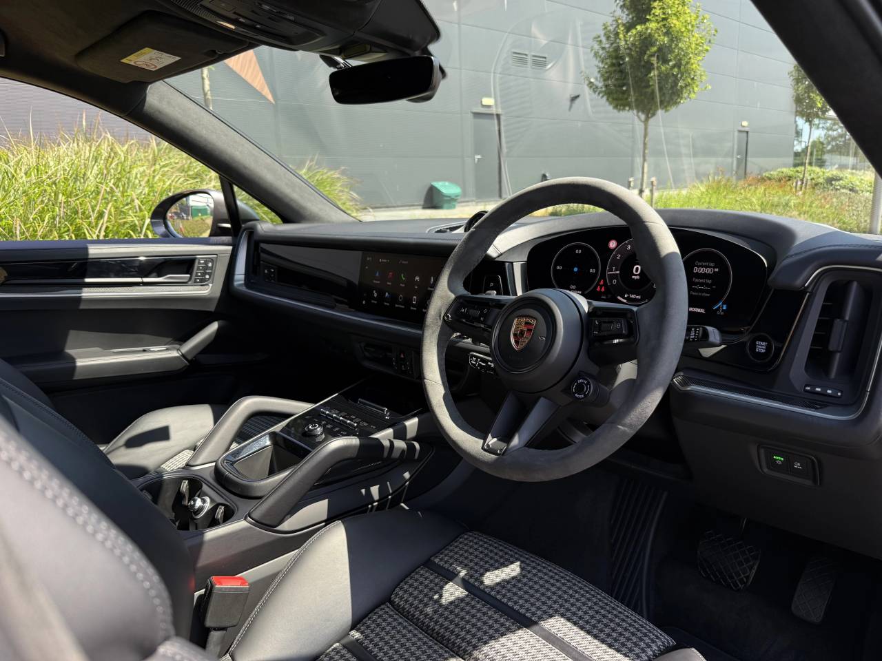 Cayenne V6 (88) image 19