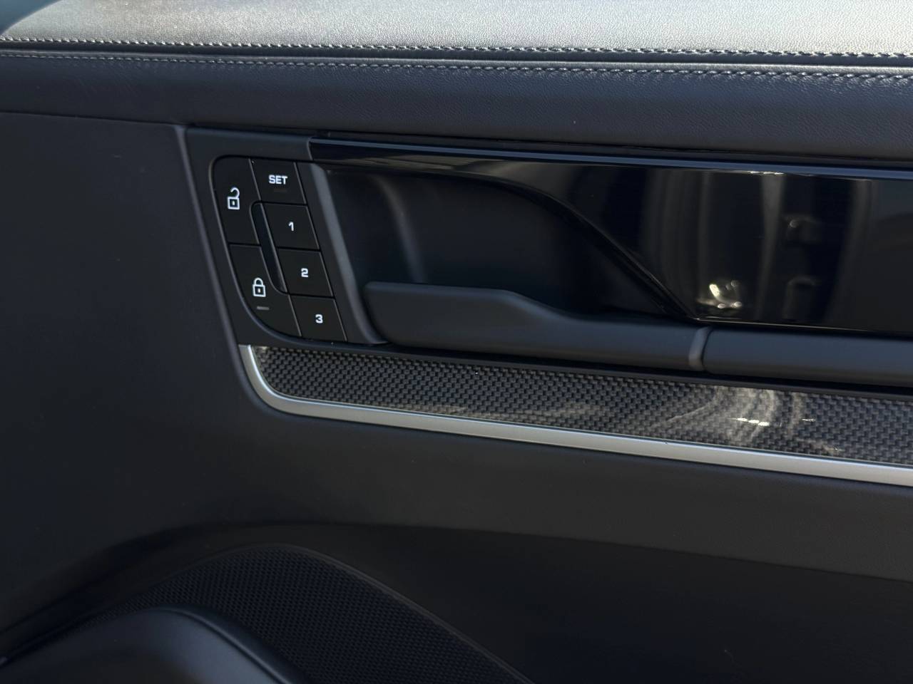 Cayenne V6 (88) image 44