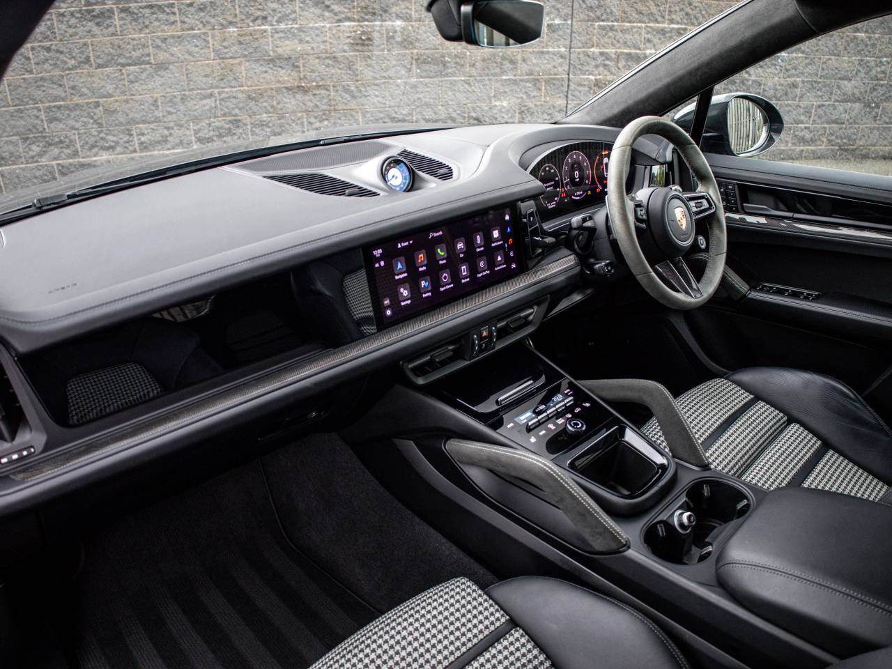 Cayenne GTS (3) image 14