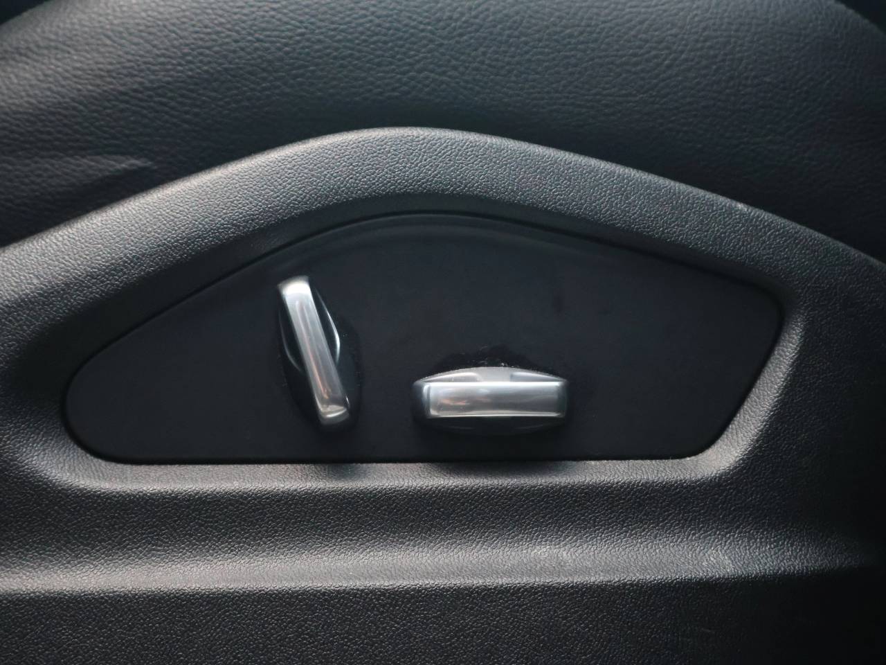 Cayenne V6 TIPTRONIC (14) image 25