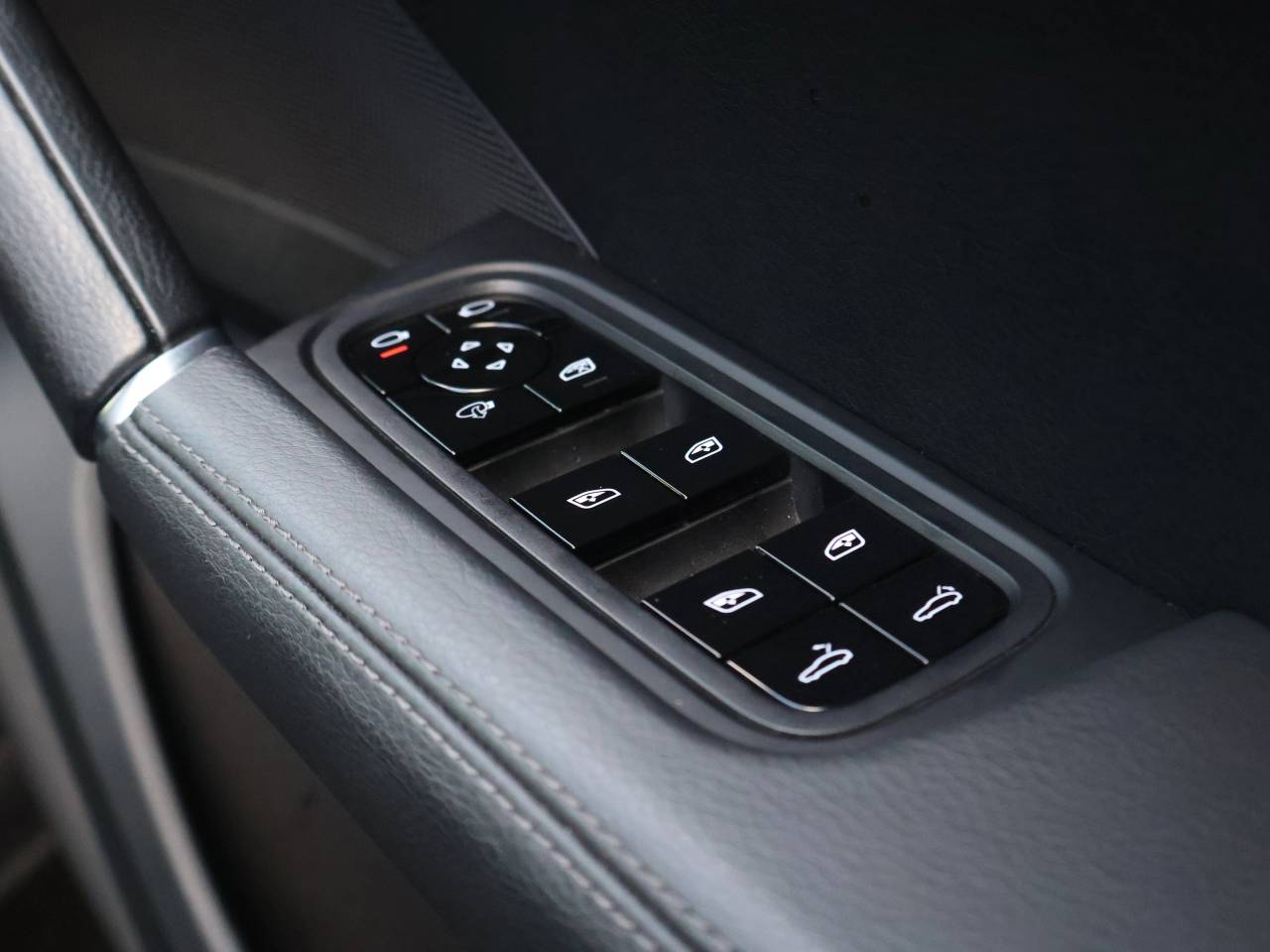 Cayenne V6 TIPTRONIC (14) image 22