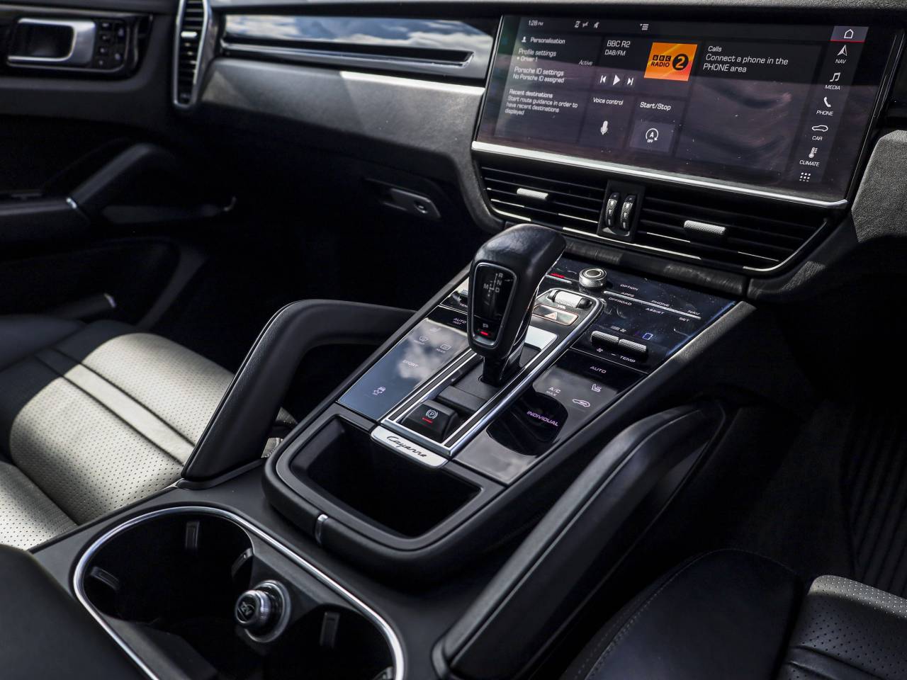 Cayenne V6 TIPTRONIC (14) image 23