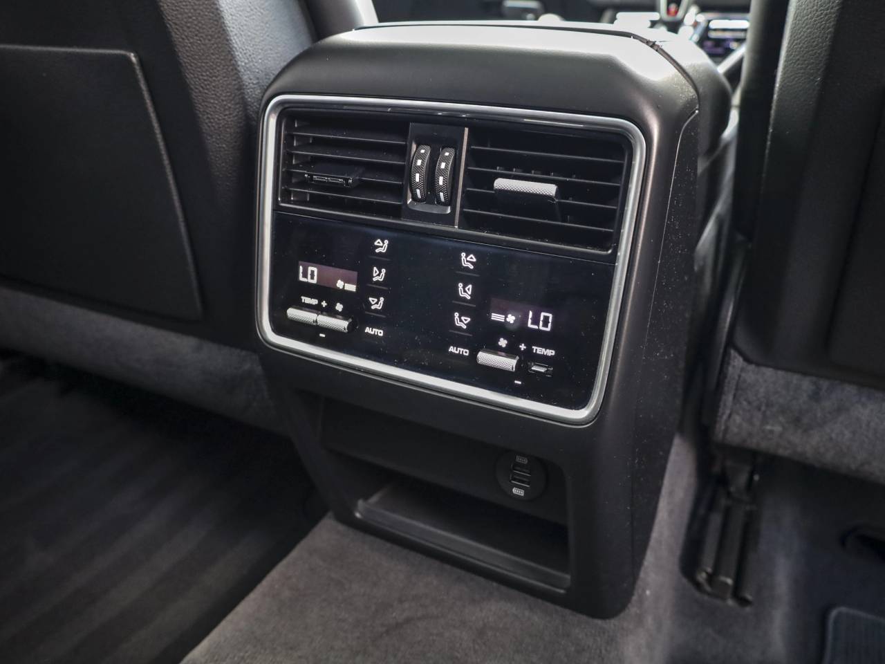 Cayenne V6 TIPTRONIC (14) image 19