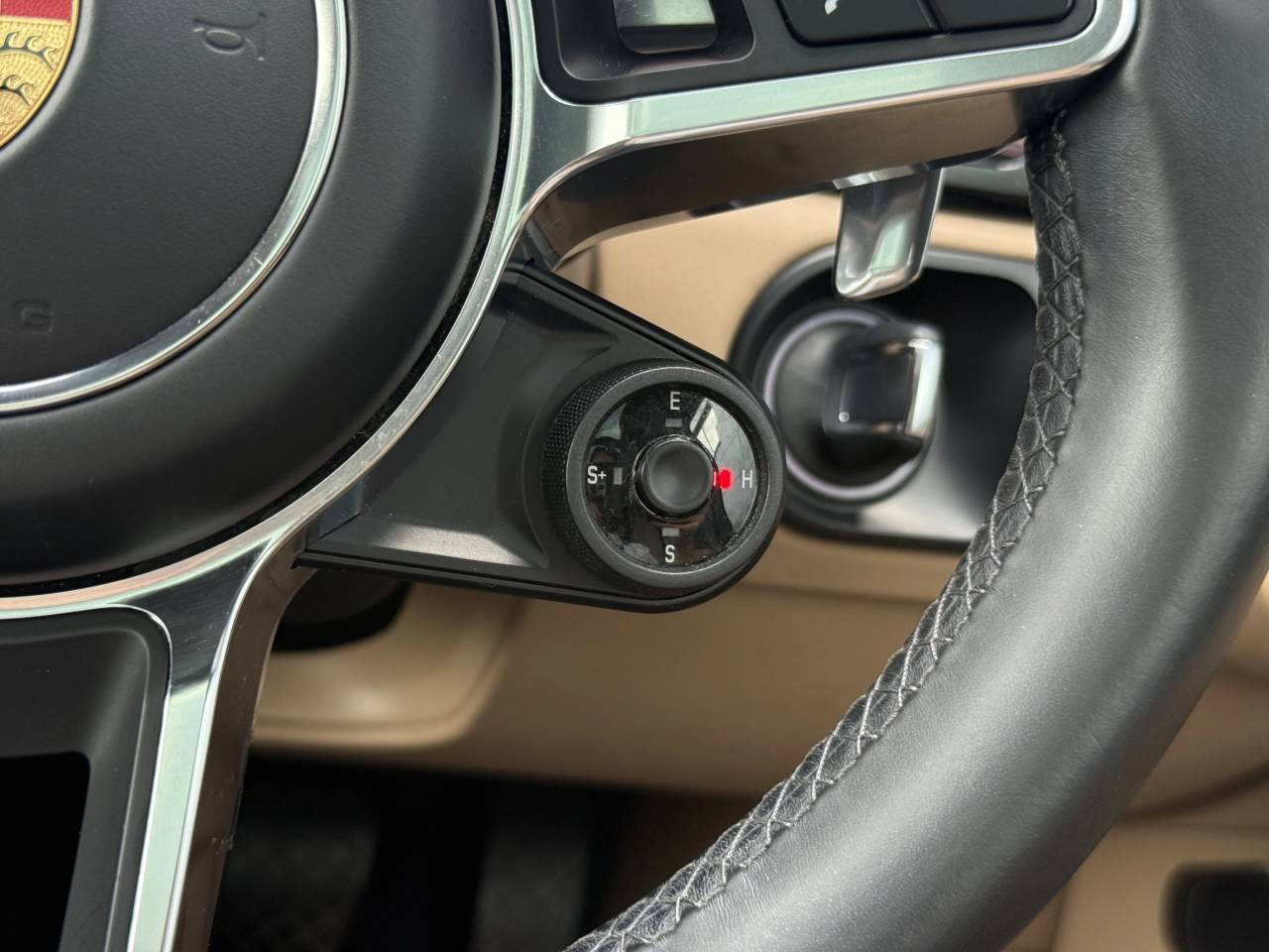 Cayenne V6 TIPTRONIC (83) image 37