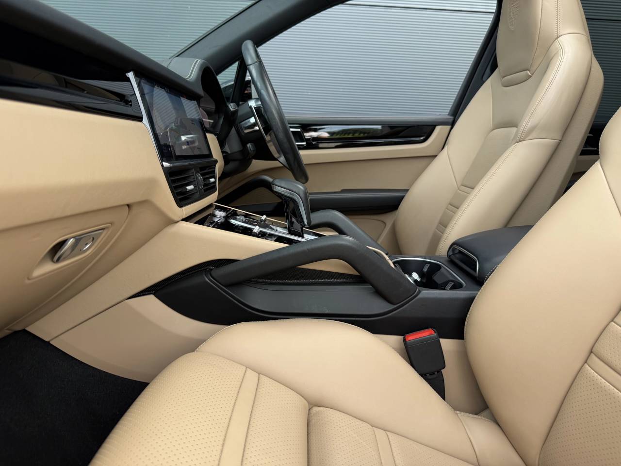 Cayenne V6 TIPTRONIC (83) image 30
