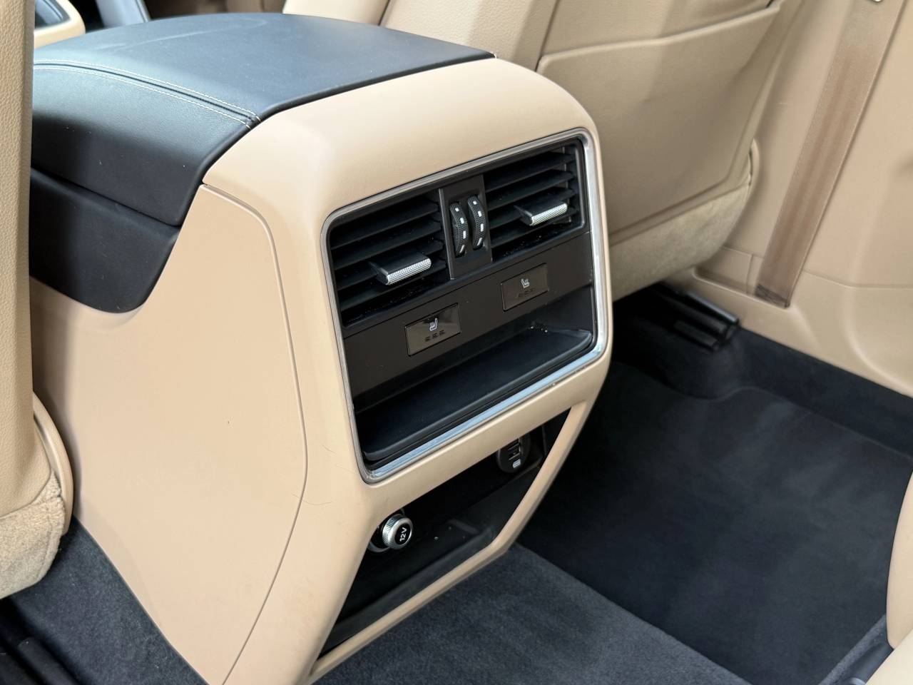 Cayenne V6 TIPTRONIC (83) image 20