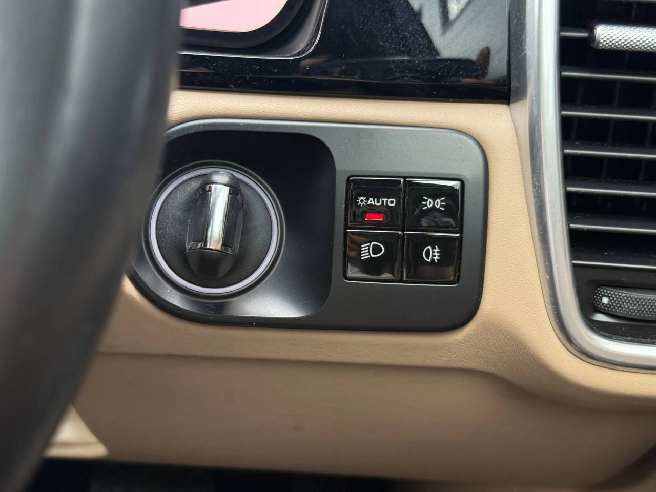 Cayenne V6 TIPTRONIC (83) image 38