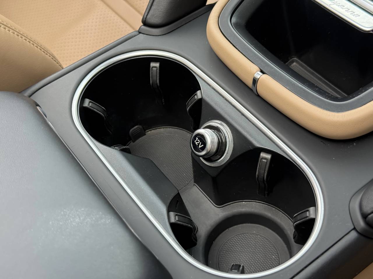 Cayenne V6 TIPTRONIC (83) image 29