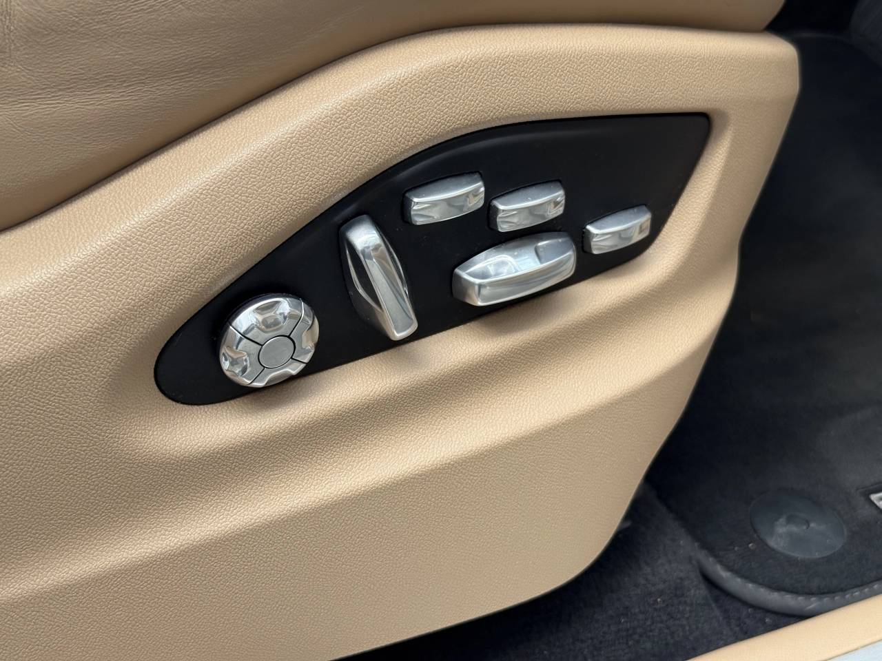 Cayenne V6 TIPTRONIC (83) image 13