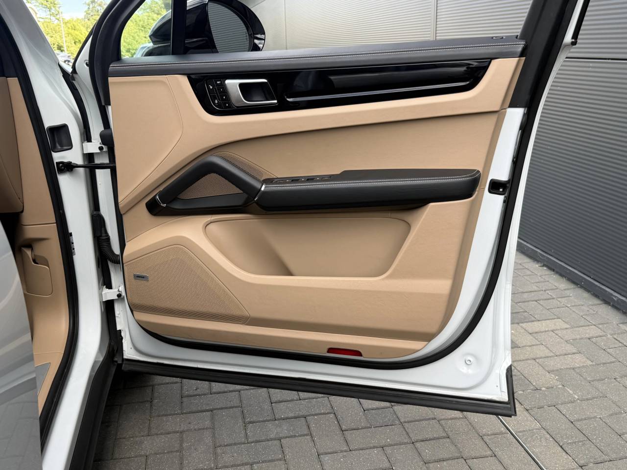 Cayenne V6 TIPTRONIC (83) image 43