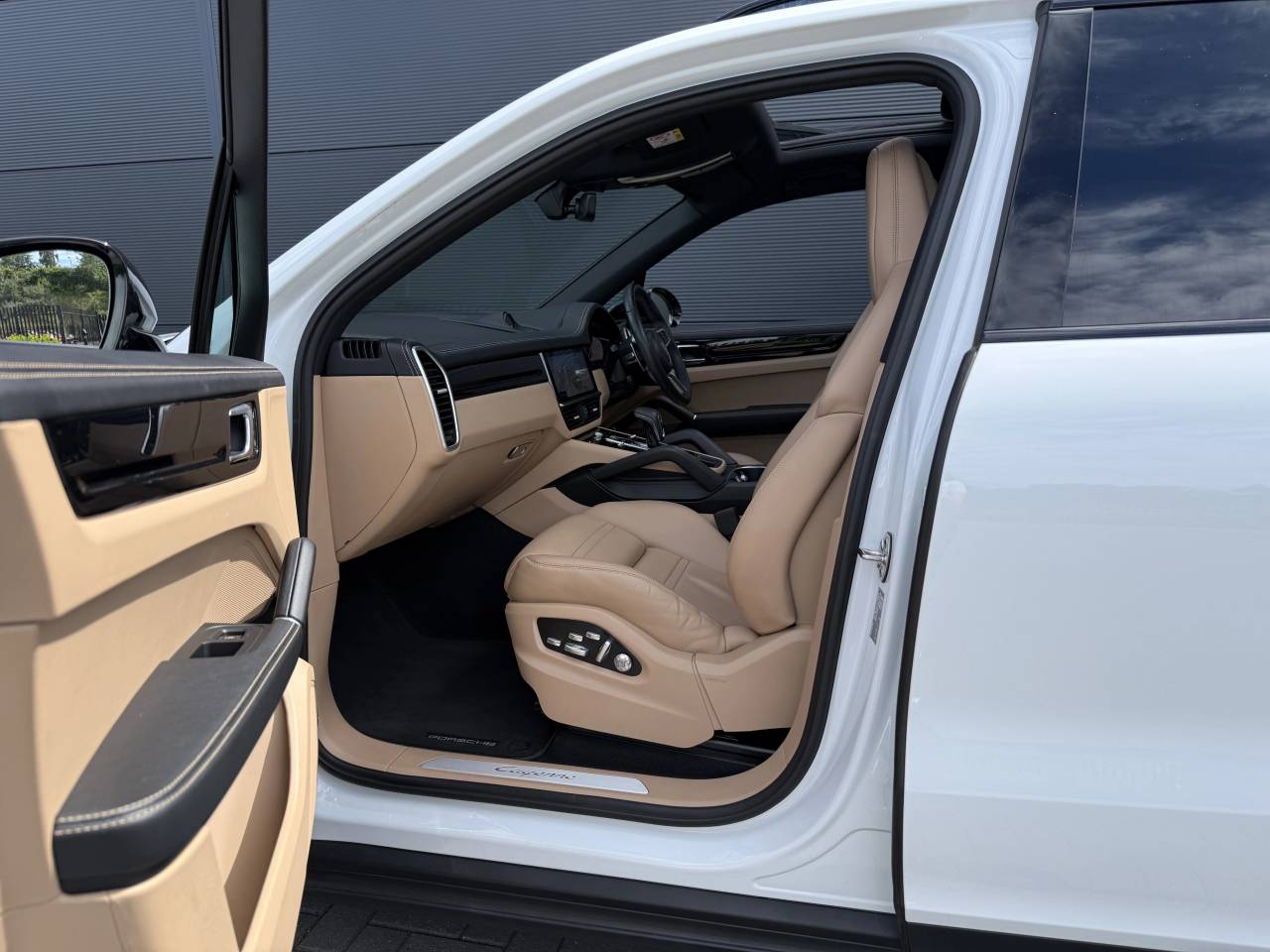 Cayenne V6 TIPTRONIC (83) image 11