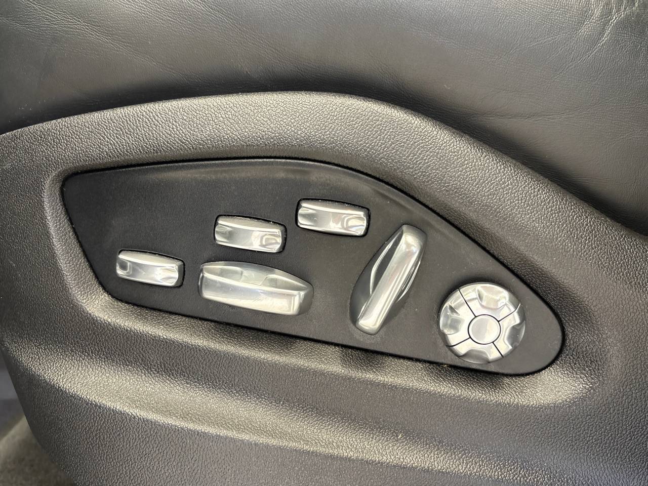 Cayenne V6 S TIPTRONIC (2) image 34