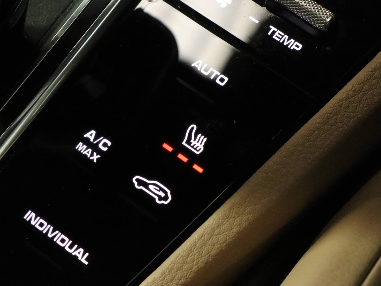 Cayenne V6 TIPTRONIC (71) image 23