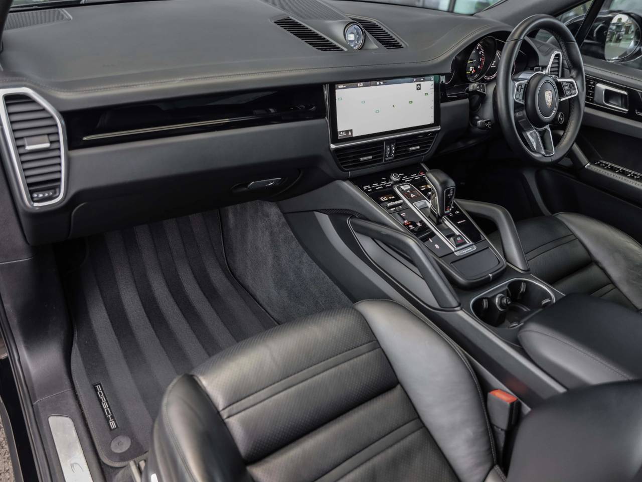 Cayenne V6 (23) image 04