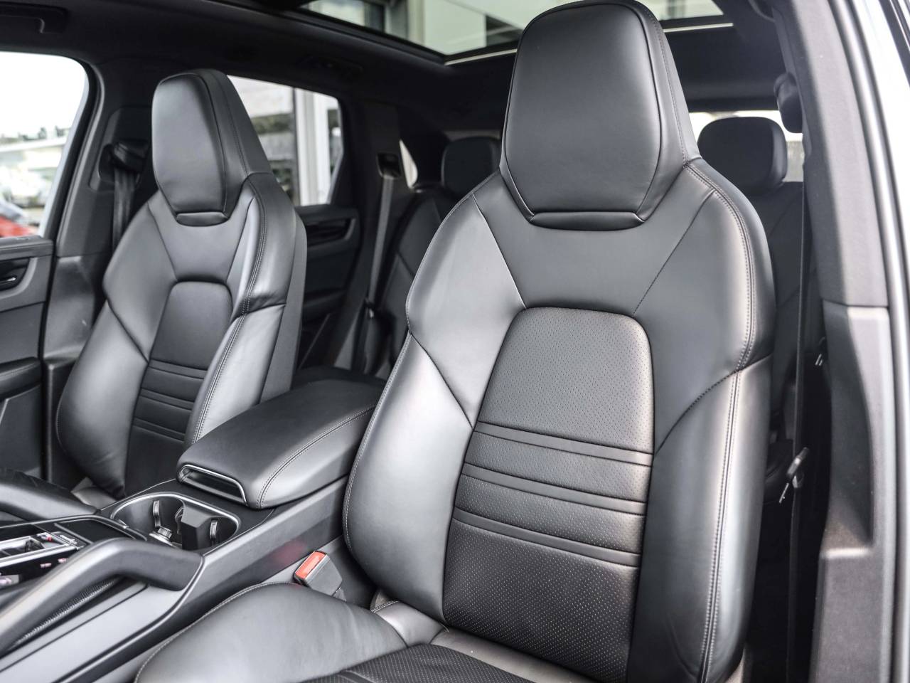 Cayenne V6 (23) image 14