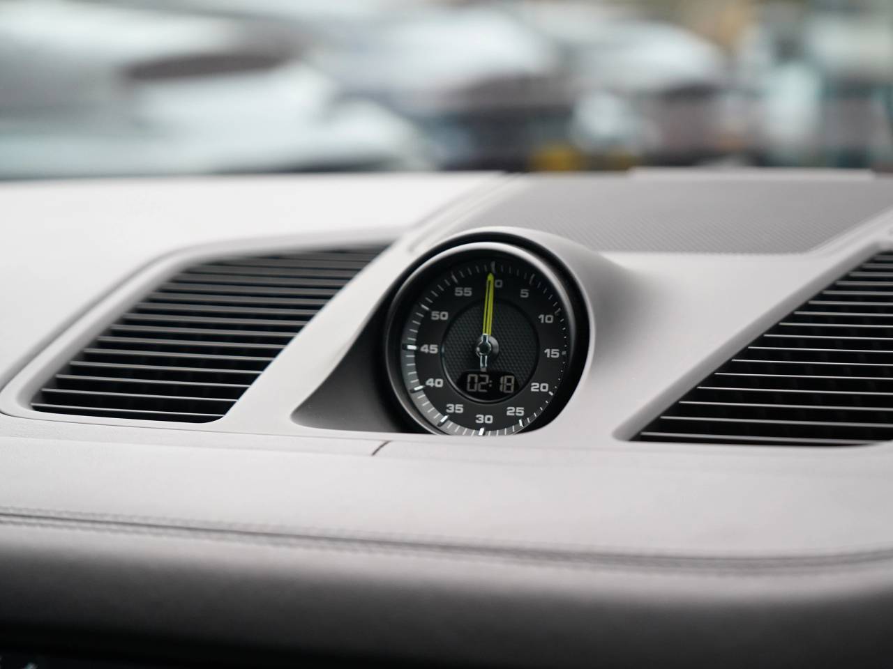 Cayenne V6 (32) image 35