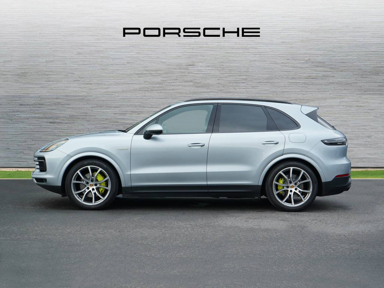 Cayenne V6 (32) image 02