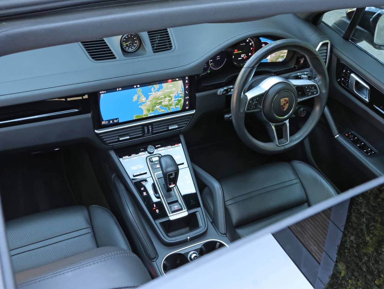 Cayenne V6 (101) image 17