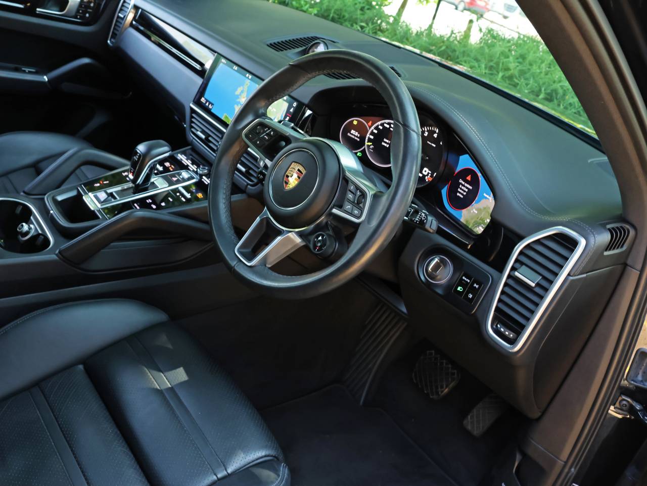 Cayenne V6 (101) image 05