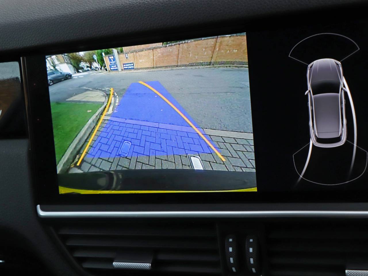 Cayenne V6 (101) image 25