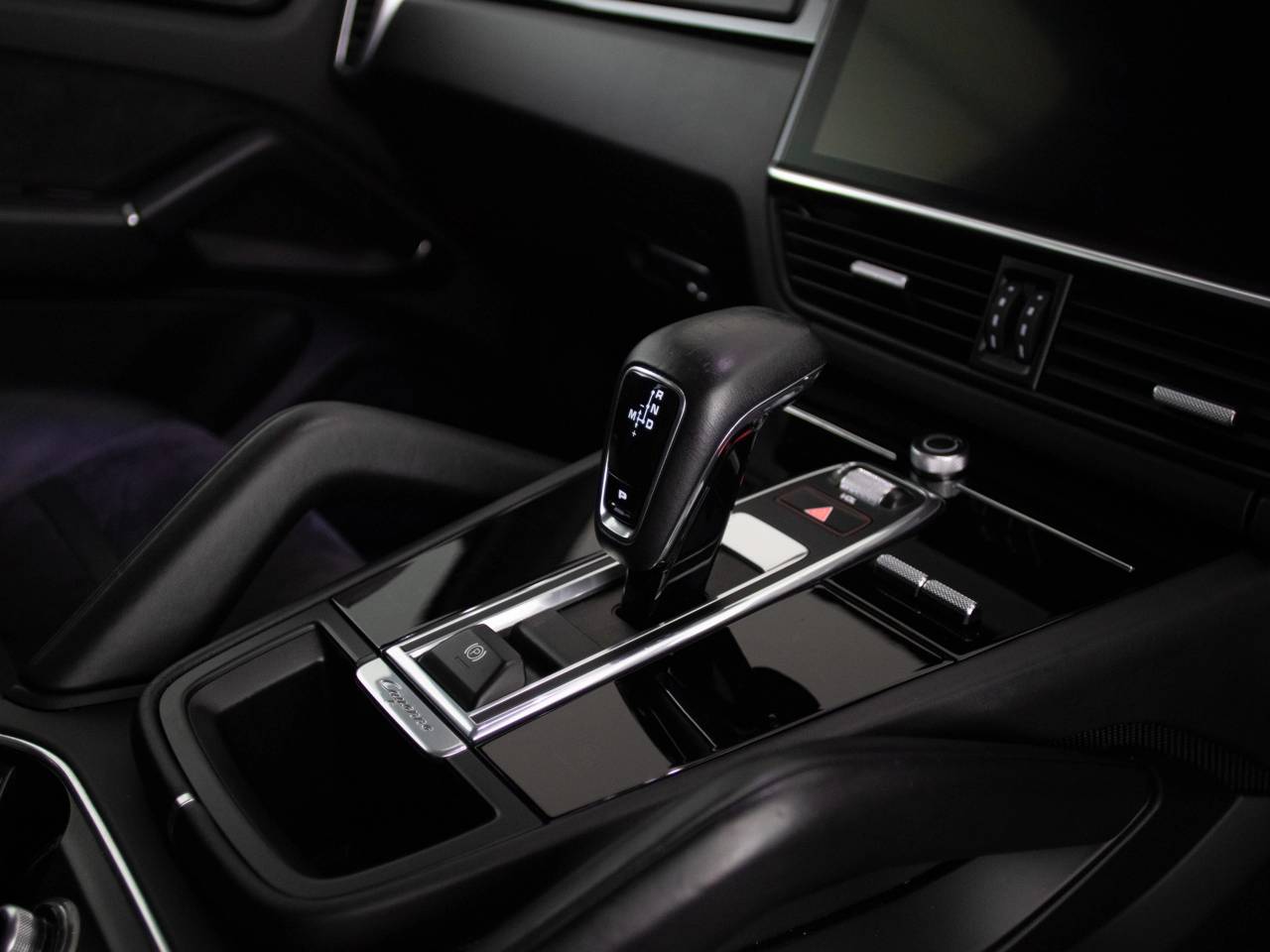 Cayenne GTS TIPTRONIC (8) image 52