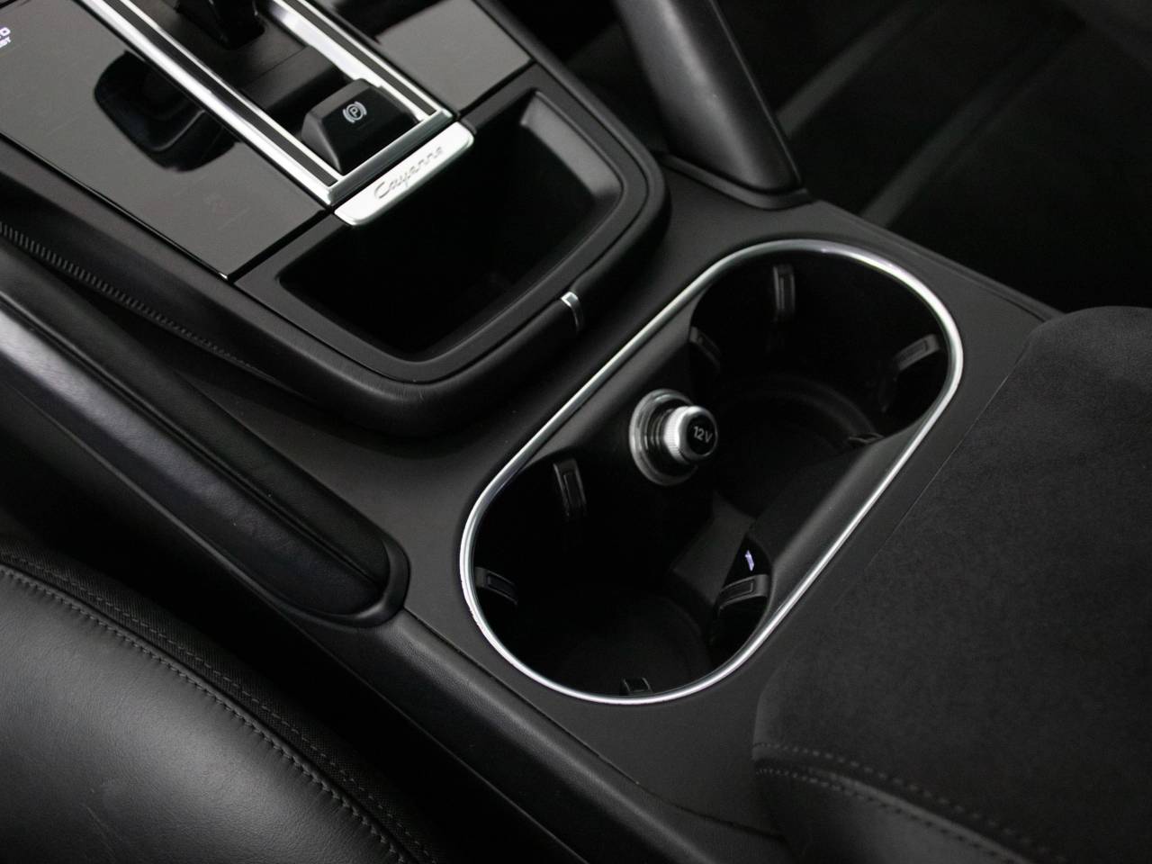 Cayenne GTS TIPTRONIC (8) image 38