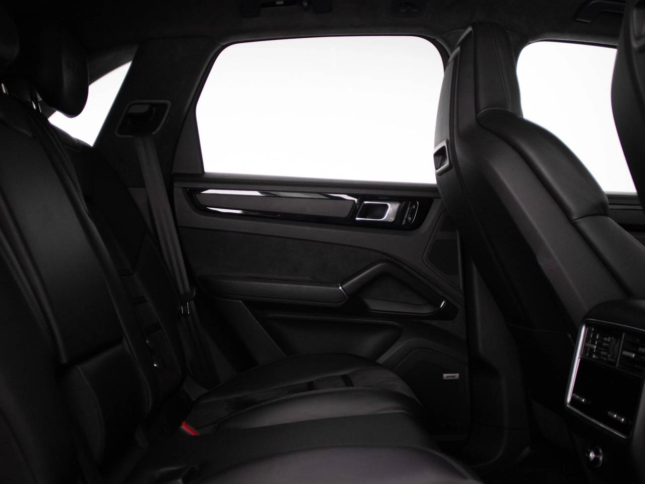 Cayenne GTS TIPTRONIC (8) image 44