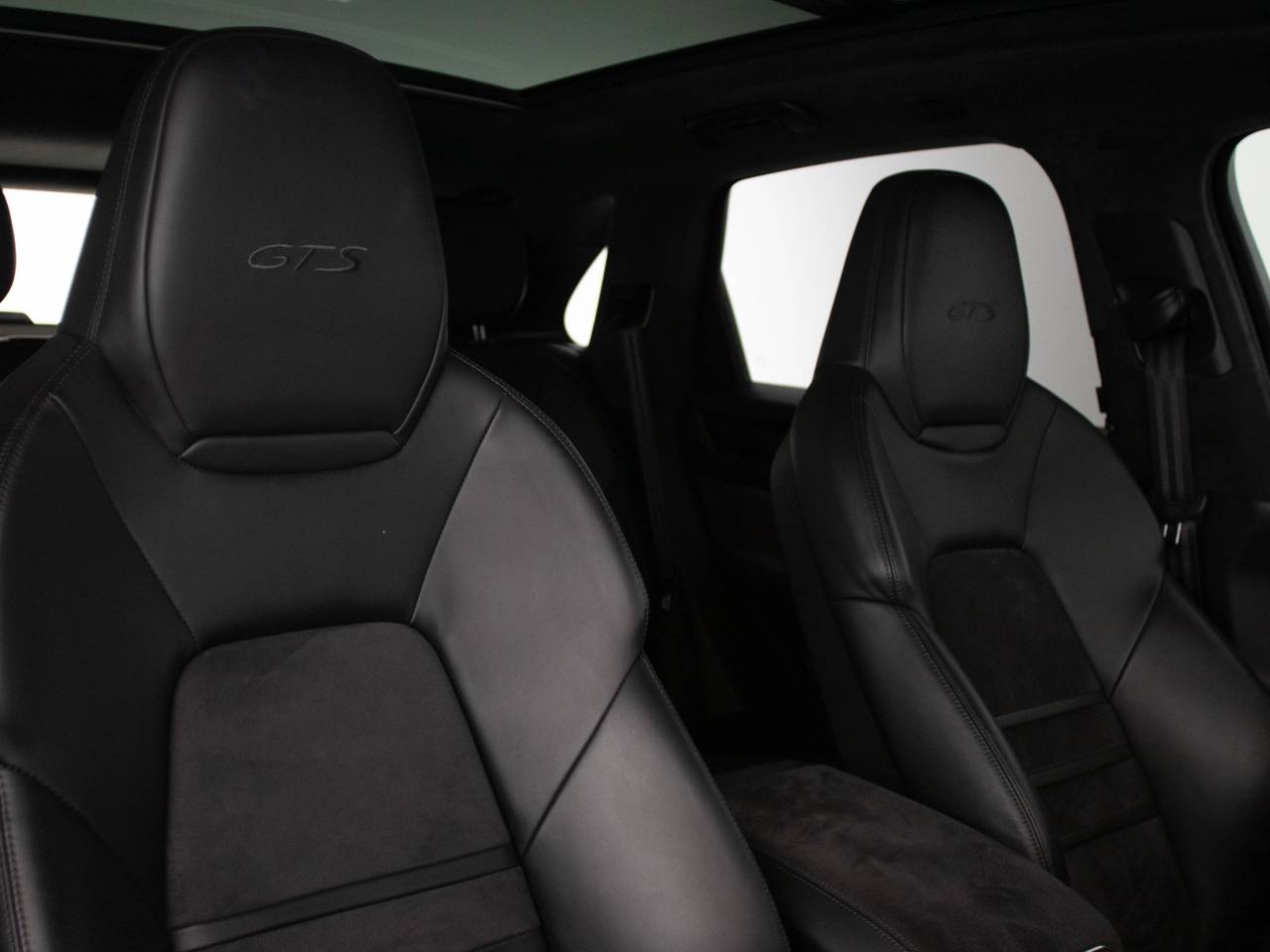 Cayenne GTS TIPTRONIC (8) image 05