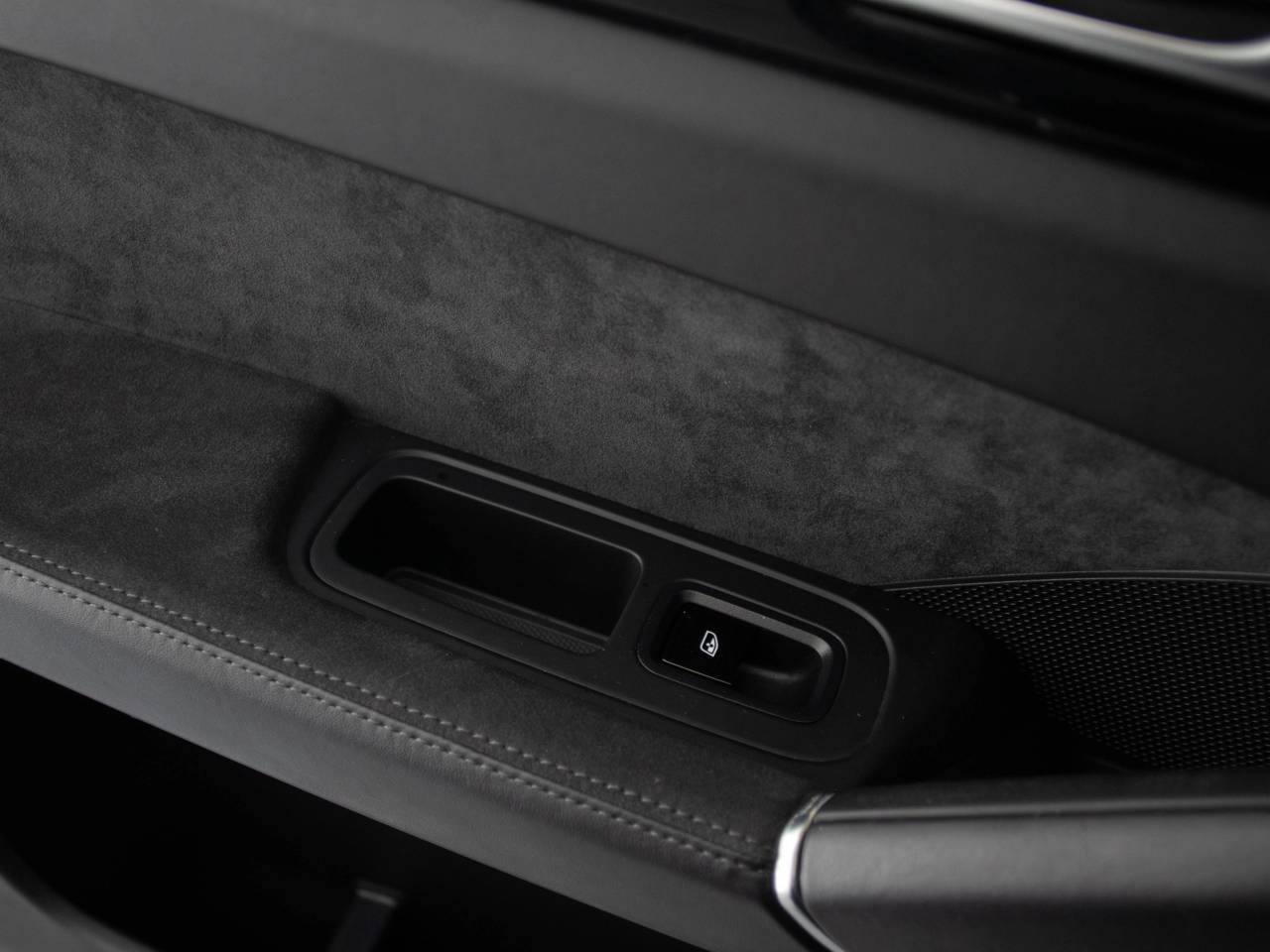 Cayenne GTS TIPTRONIC (8) image 35