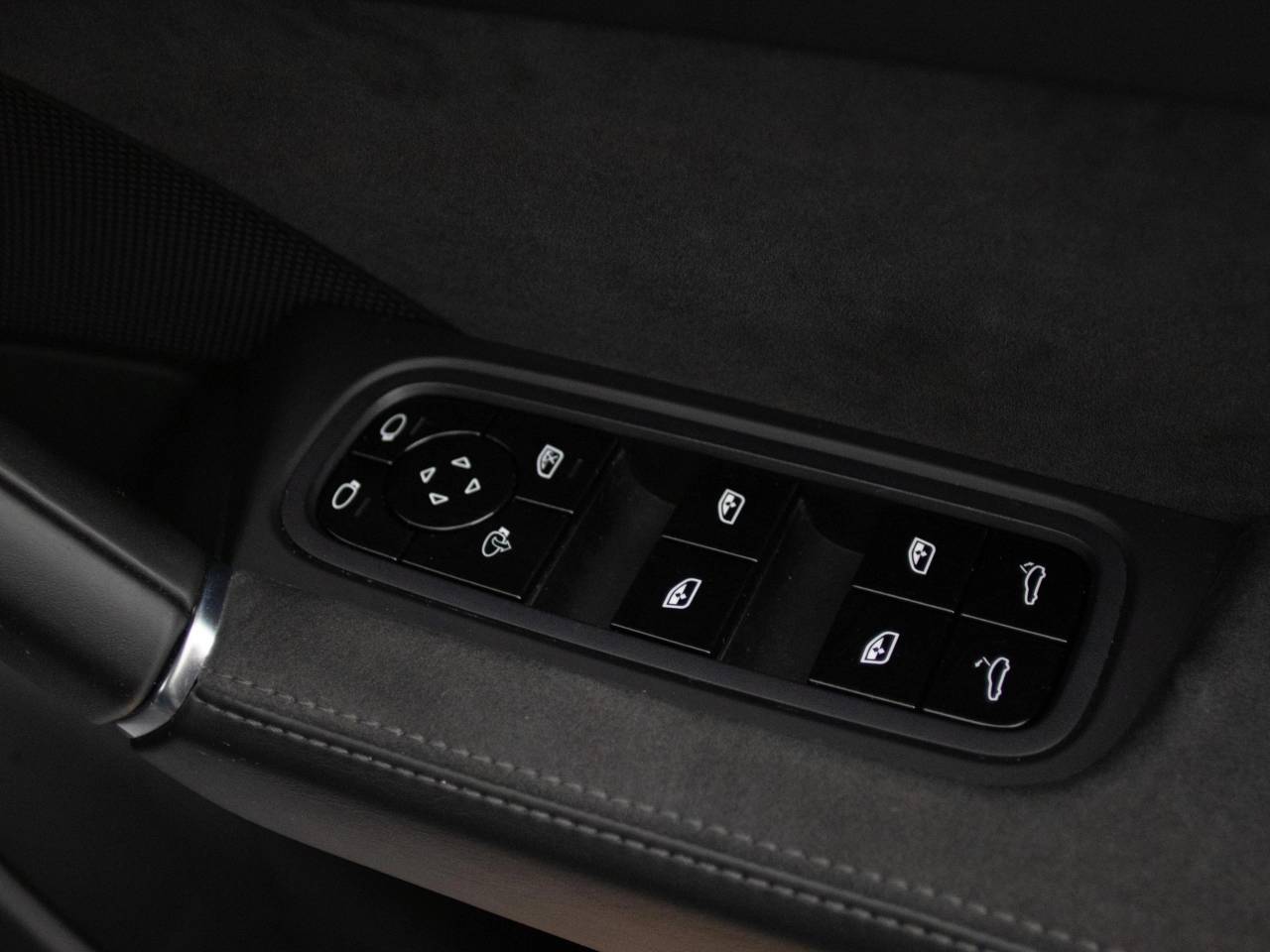 Cayenne GTS TIPTRONIC (8) image 48