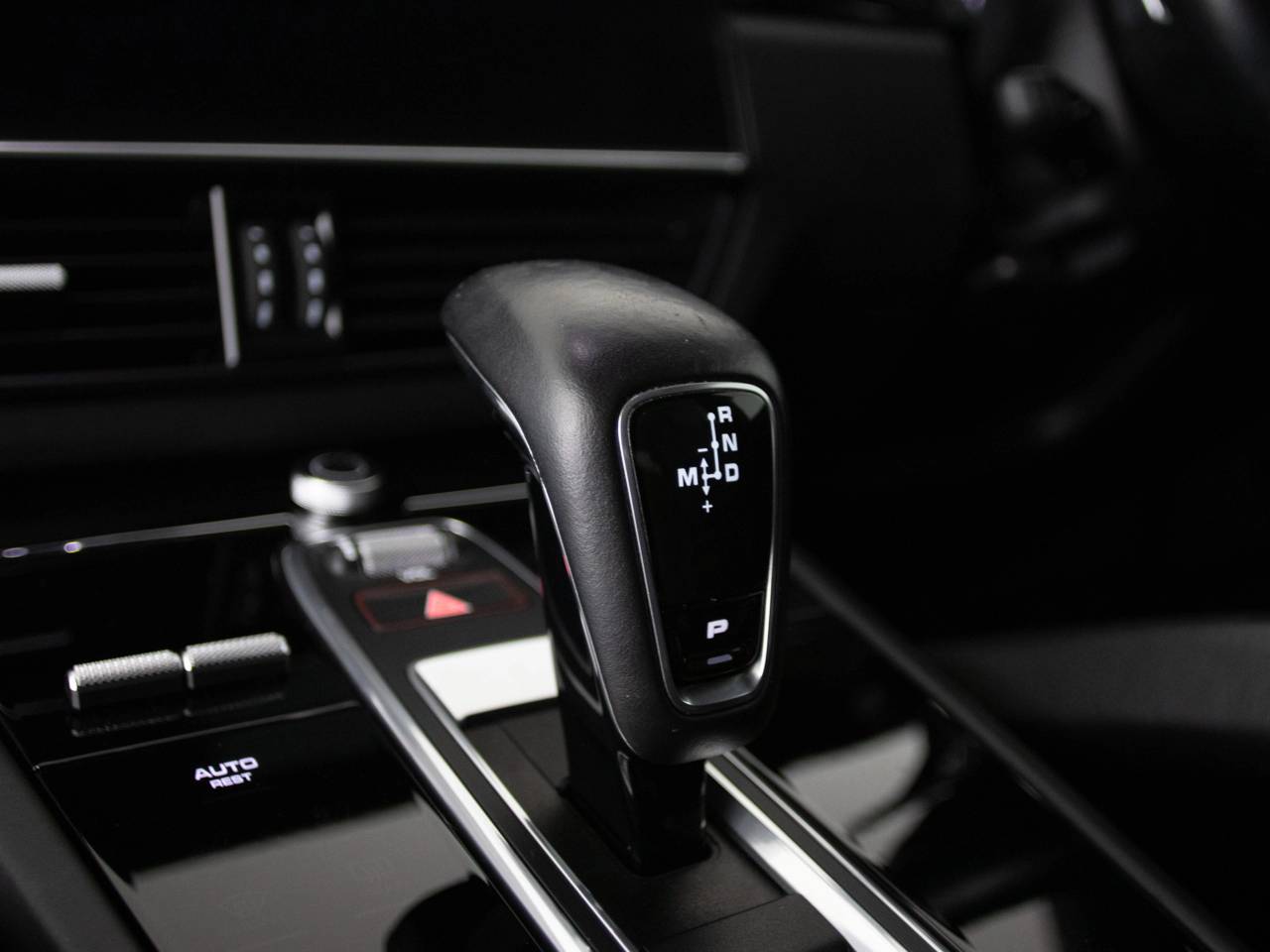 Cayenne GTS TIPTRONIC (8) image 36